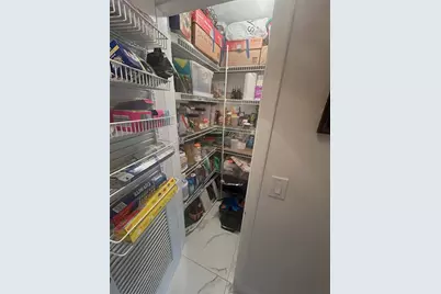 900 SW 10th Ter, Unit #S20, Hallandale Beach, FL 33009 - Photo 12