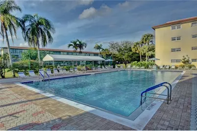 3102  Portofino Point, Unit #O-2, Coconut Creek, FL 33066 - Photo 28