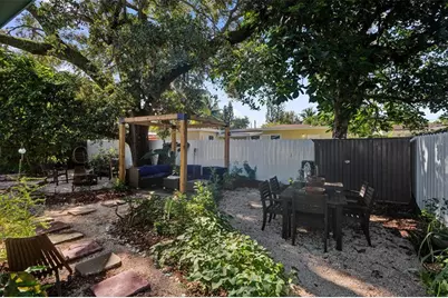 220 NE 165th St, Miami, FL 33162 - Photo 22