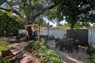 220 NE 165th St, Miami, FL 33162 - Photo 22
