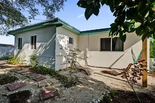 220 NE 165th St, Miami, FL 33162 - Photo 24