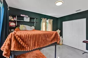 220 NE 165th St, Miami, FL 33162 - Photo 18