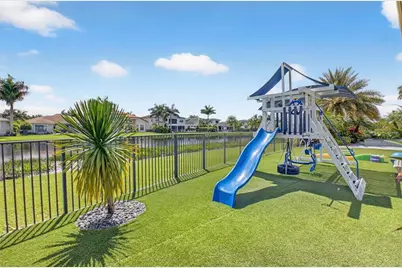 9294  Biaggio Rd, Boca Raton, FL 33496 - Photo 64