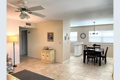68  Royal Oak Ct, Unit #106, Vero Beach, FL 32962 - Photo 1