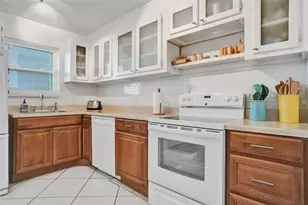 5900 NW 44th St, Lauderhill, FL 33319 - Photo 12