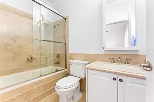 2527 Montclaire Cir, Weston, FL 33327 - Photo 28