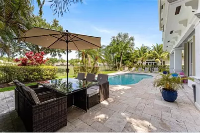 2527  Montclaire Cir, Weston, FL 33327 - Photo 36