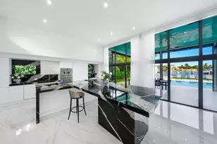 19 Gatehouse Rd, Sea Ranch Lakes, FL 33308 - Photo 16