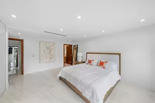 19 Gatehouse Rd, Sea Ranch Lakes, FL 33308 - Photo 28