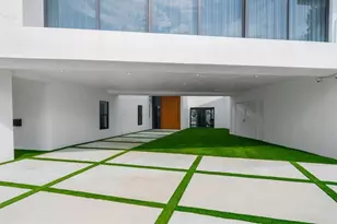 19 Gatehouse Rd, Sea Ranch Lakes, FL 33308 - Photo 6