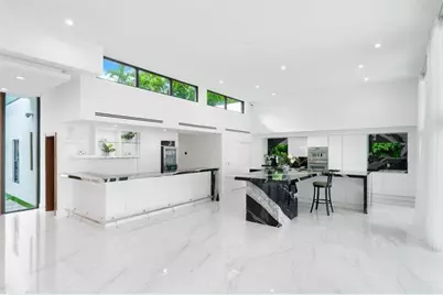 19  Gatehouse Rd, Sea Ranch Lakes, FL 33308 - Photo 18