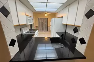 2059 SW 15th St, Deerfield Beach, FL 33442 - Photo 2