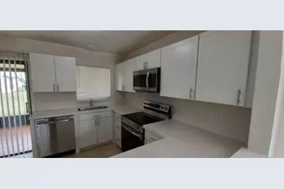 519 SW Sara Blvd, Port Saint Lucie, FL 34953 - Photo 4