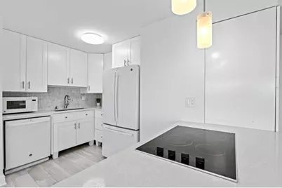 300  Oregon St, Unit #501, Hollywood, FL 33019 - Photo 14
