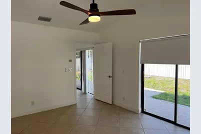 371  Mohawk Ln, Boca Raton, FL 33487 - Photo 22
