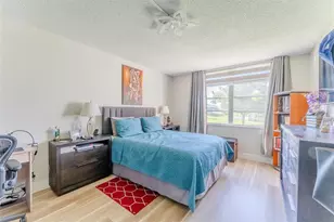 8900 Washington Blvd, Pembroke Pines, FL 33025 - Photo 18