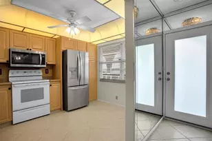 2202 Lucaya Unit, Coconut Creek, FL 33066 - Photo 2