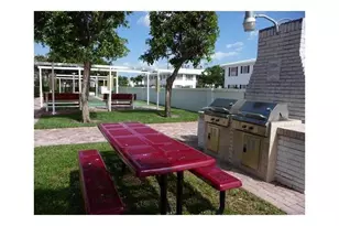 2191 NE 68th St, Fort Lauderdale, FL 33308 - Photo 28