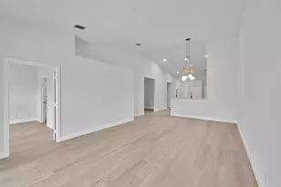 8402 Logia Cir, Boynton Beach, FL 33472 - Photo 8