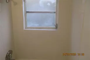 1750 N 17th Ct, Hollywood, FL 33020 - Photo 10