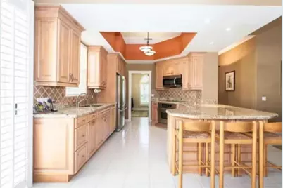 8465  Beaconhill Rd, Palm Beach Gardens, FL 33410 - Photo 6