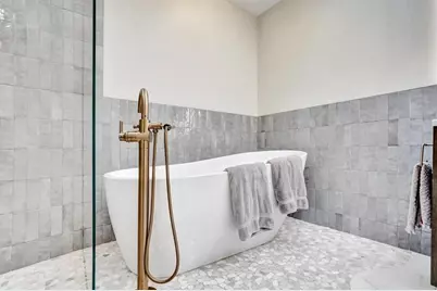 21464  Bridge View Dr, Boca Raton, FL 33428 - Photo 18