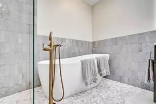 21464 Bridgeview Dr, Boca Raton, FL 33428 - Photo 18