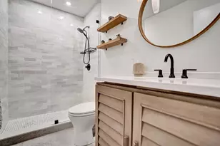 21464 Bridgeview Dr, Boca Raton, FL 33428 - Photo 22