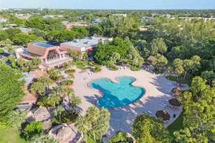 3241 Holiday Springs Blvd, Margate, FL 33063 - Photo 4