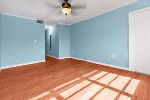 1690 NE 191st St, Miami, FL 33179 - Photo 28