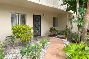 7267 Huntington Ln, Delray Beach, FL 33446 - Photo 2