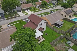 3253 NW 104th Ave, Sunrise, FL 33351 - Photo 54