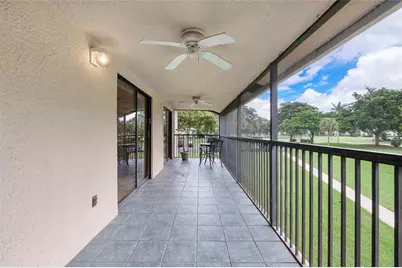 195  Deer Creek Blvd, Unit #807, Deerfield Beach, FL 33442 - Photo 12