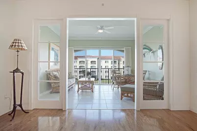 19  Harbour Isle Dr W, Unit #306, Fort Pierce, FL 34949 - Photo 10