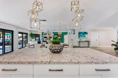 2541 NE 48th St, Lighthouse Point, FL 33064 - Photo 8