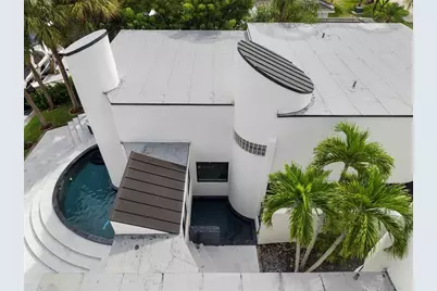 2651 NE 22nd Ct, Pompano Beach, FL 33062 - Photo 4