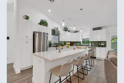 1365  21st Pl SW, Vero Beach, FL 32962 - Photo 6