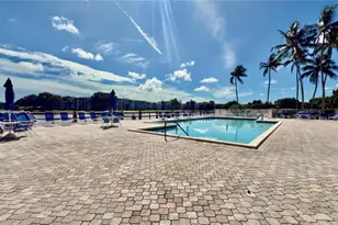 9340 Lagoon Pl, Davie, FL 33324 - Photo 32