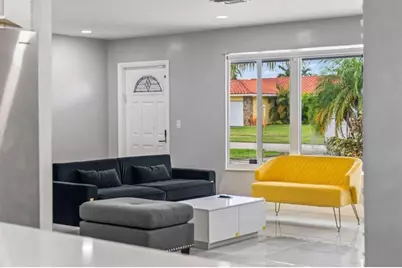 4811  Hayes St, Hollywood, FL 33021 - Photo 2