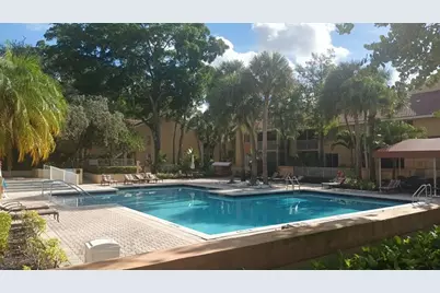 1055  Coral Club Dr, Unit #1055, Coral Springs, FL 33071 - Photo 6