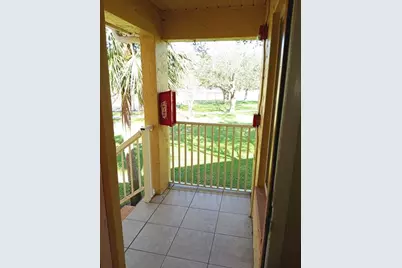 1055  Coral Club Dr, Unit #1055, Coral Springs, FL 33071 - Photo 22