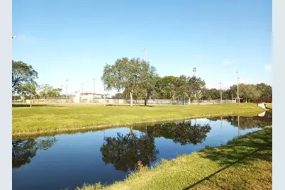 1055  Coral Club Dr, Unit #1055, Coral Springs, FL 33071 - Photo 16