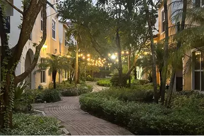 12467 NW 17th Ct, Pembroke Pines, FL 33028 - Photo 2