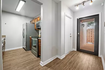 [Address not provided], West Palm Beach, FL 33415 - Photo 4