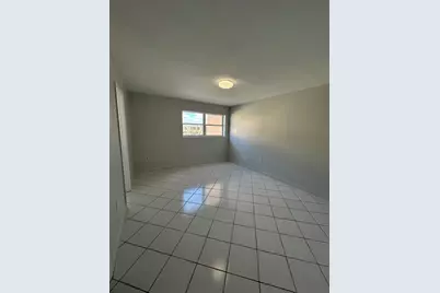 1855 W 60th St, Unit #325, Hialeah, FL 33012 - Photo 6