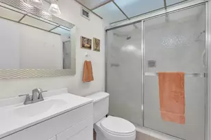 5860 NW 44th St, Lauderhill, FL 33319 - Photo 16