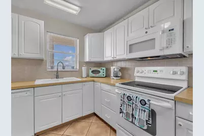 5860 NW 44th St, Unit #804, Lauderhill, FL 33319 - Photo 4