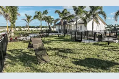 589 SE Ranch Oak Circle, Port Saint Lucie, FL 34984 - Photo 26