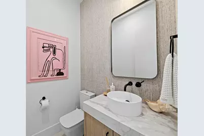 2420 NE 48th St, Lighthouse Point, FL 33064 - Photo 18