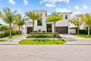 2420 NE 48th St, Lighthouse Point, FL 33064 - Photo 1